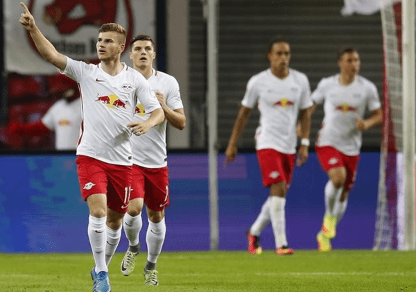  莱比锡红牛主场与拜仁激战成和，德甲争冠格局持续紧绷